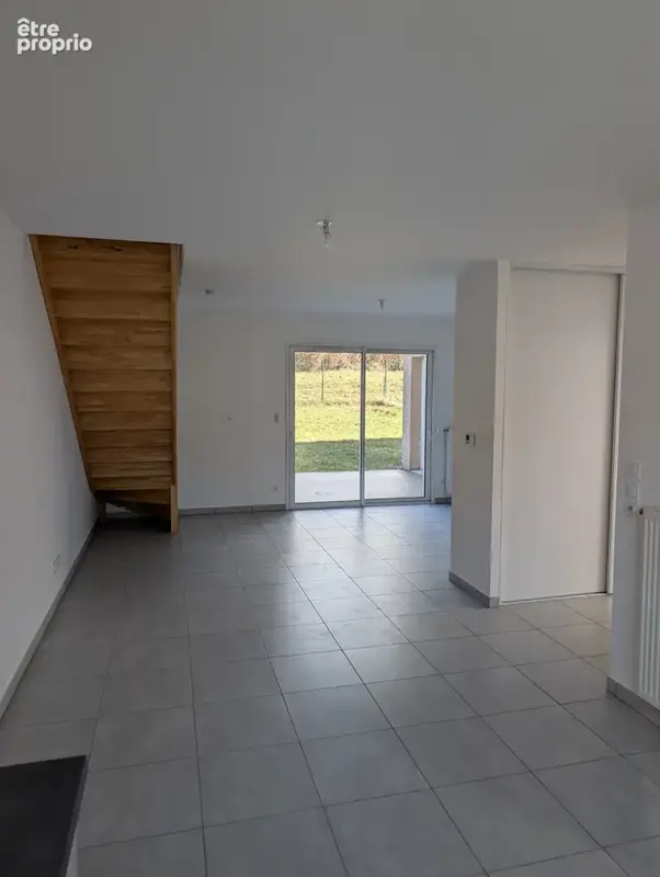 Maison 3 chambres avec terrain et garage - photo 2