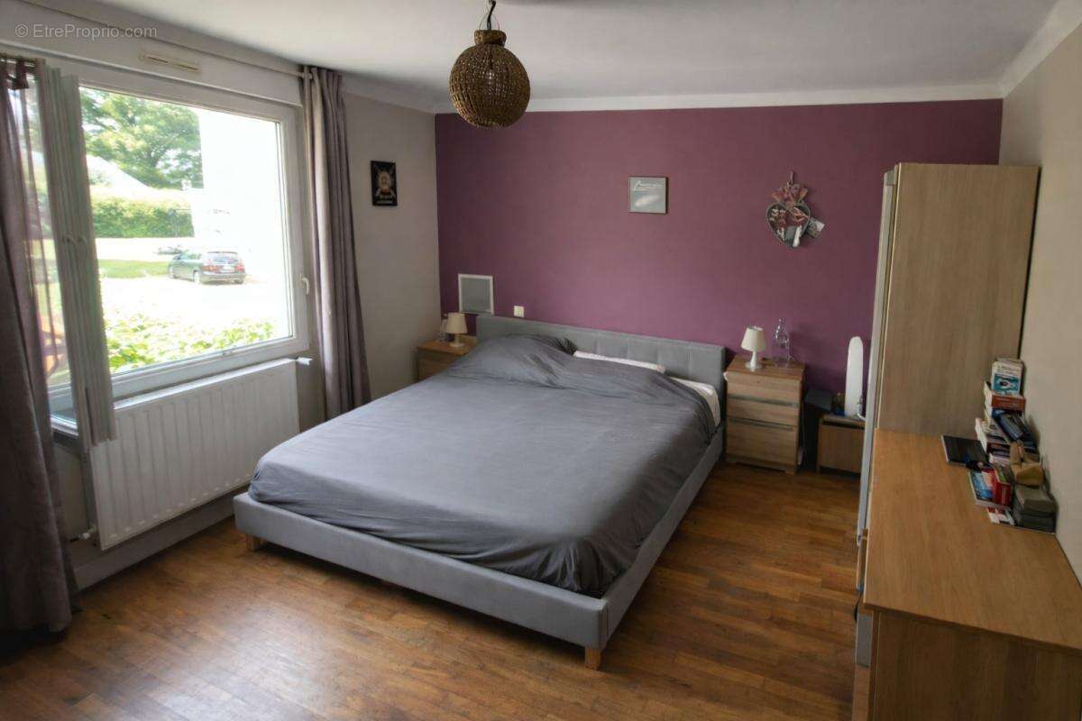 Maison à BAINS-SUR-OUST