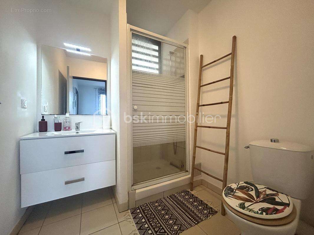 Appartement à SAINT-DENIS