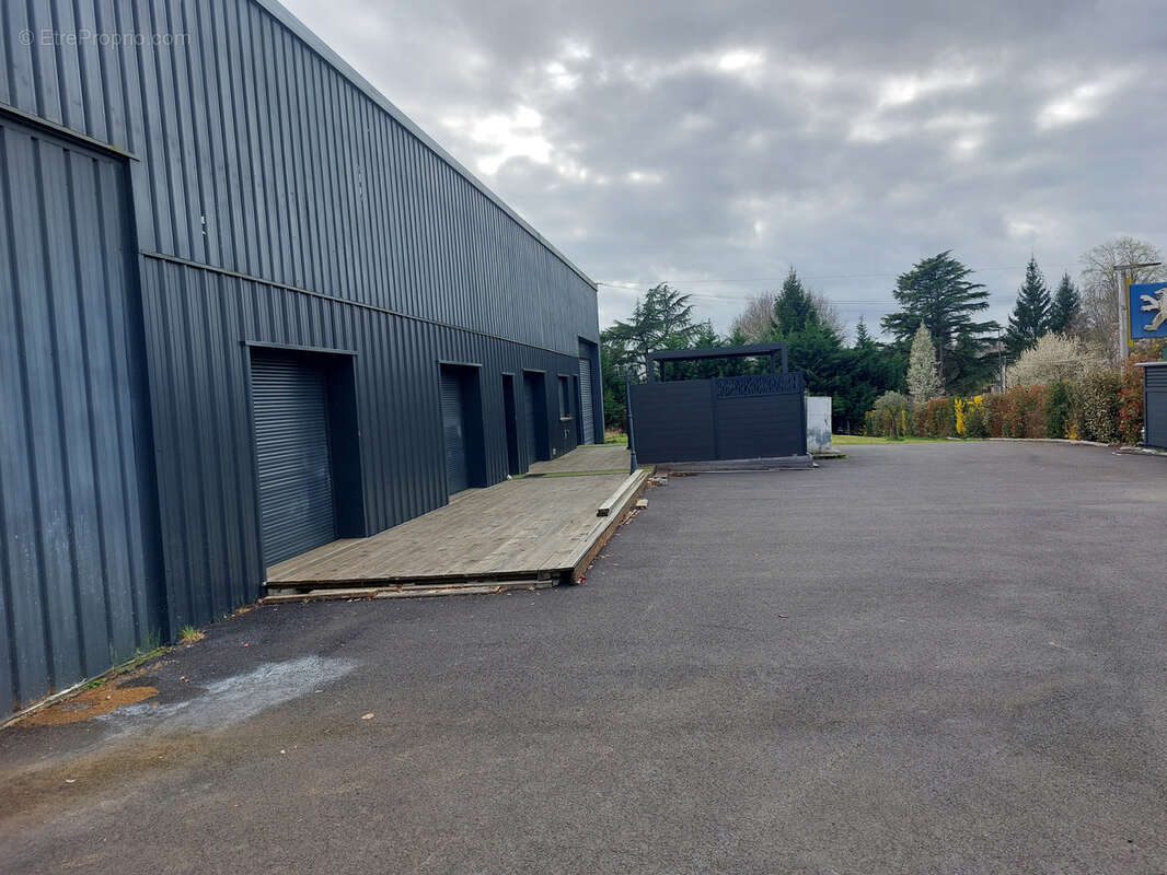 Maison à SAINT-SAUD-LACOUSSIERE