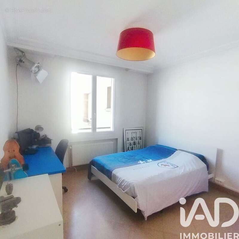 Photo 9 - Appartement à VILLEURBANNE