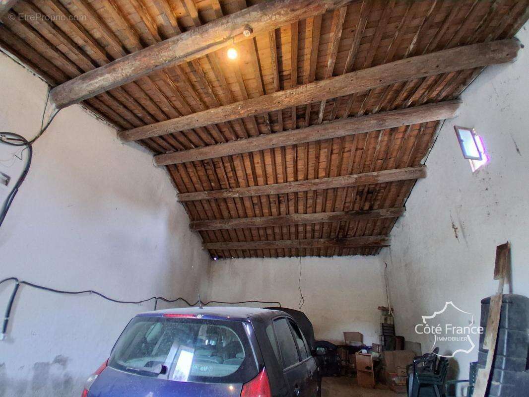 Maison à MONTAGNAC
