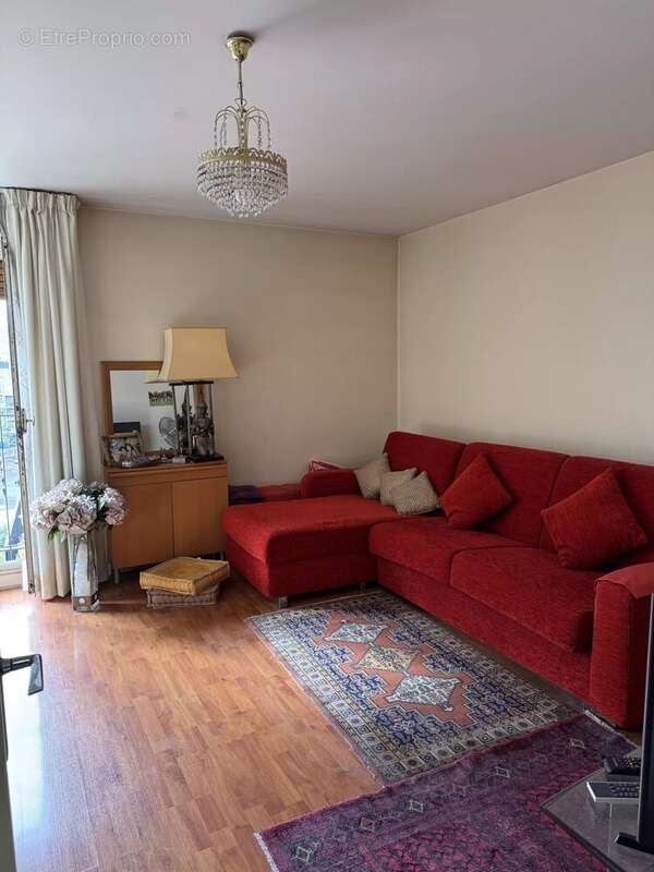 Appartement à PARIS-15E