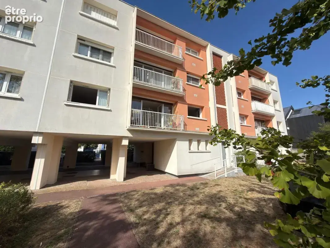 Appartement 4 pièces 108 m² · à Saint-Maur-des-Fosses · 108 m² · 483 000 €