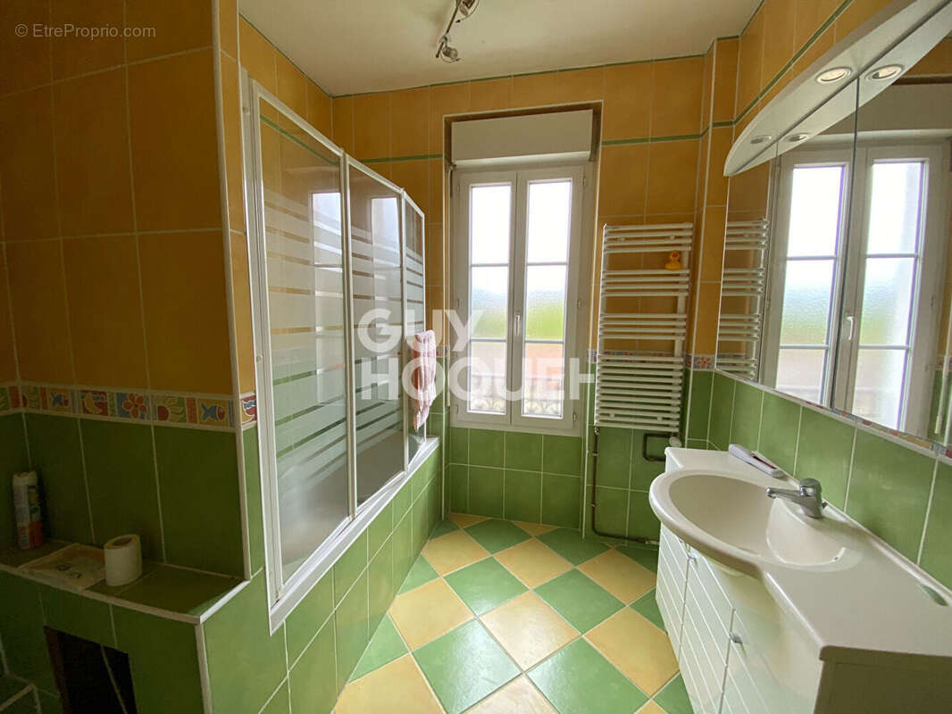 Maison à MILLY-LA-FORET