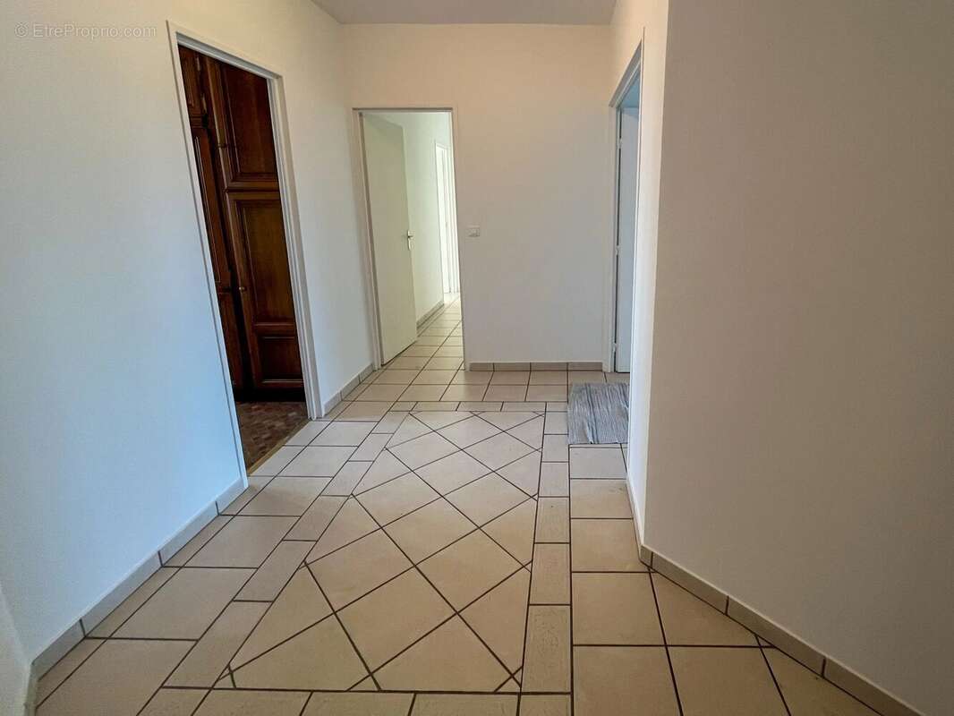 Appartement à LIVRY-GARGAN