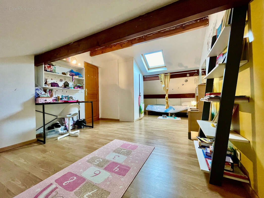 Maison à LIVRY-GARGAN