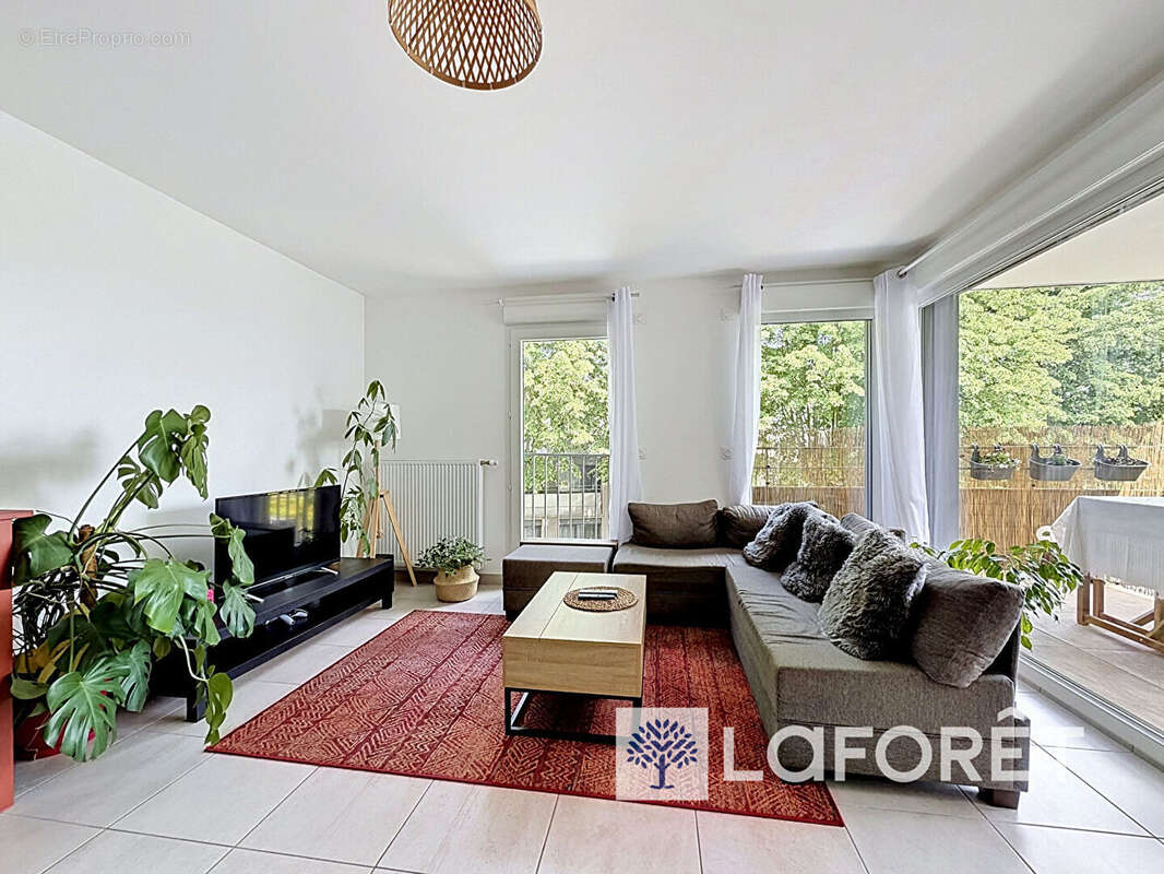 Appartement à CHAMPAGNE-AU-MONT-D'OR