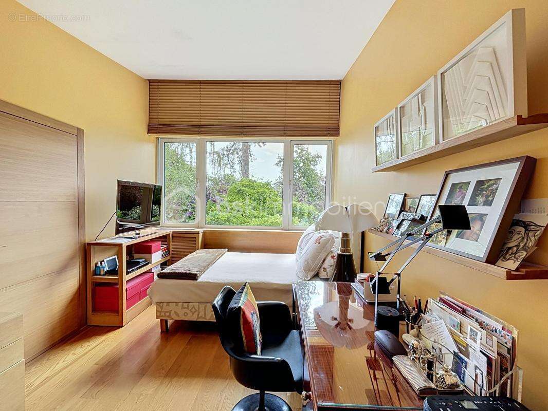 Appartement à GARCHES