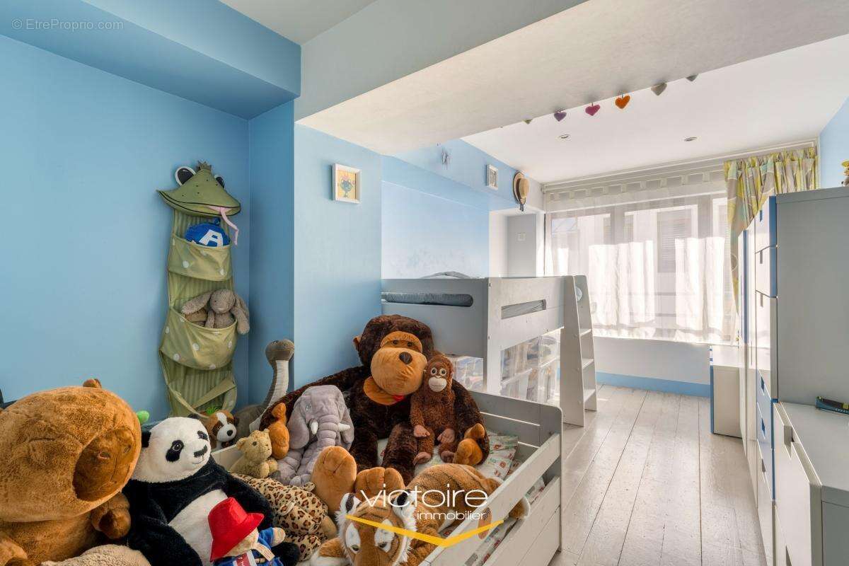 Appartement à LYON-8E