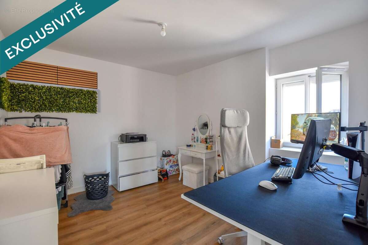 Photo 4 - Appartement à SURY-LE-COMTAL