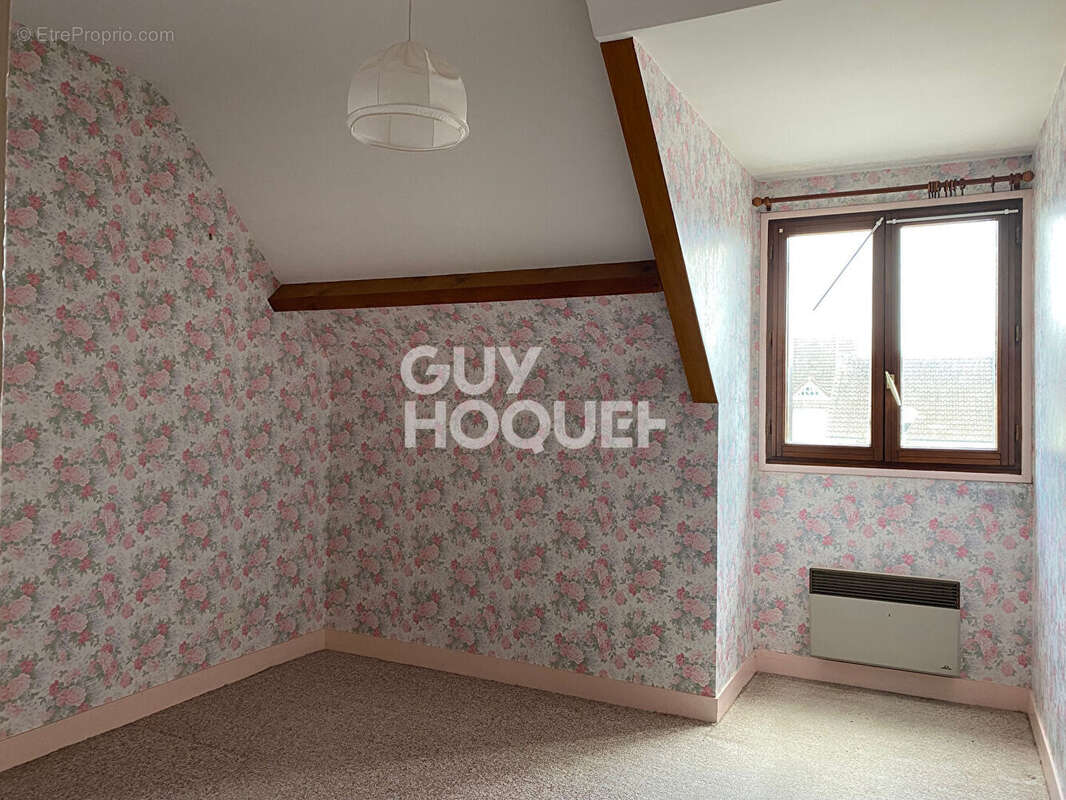 Maison à BEAUMONT-DU-GATINAIS