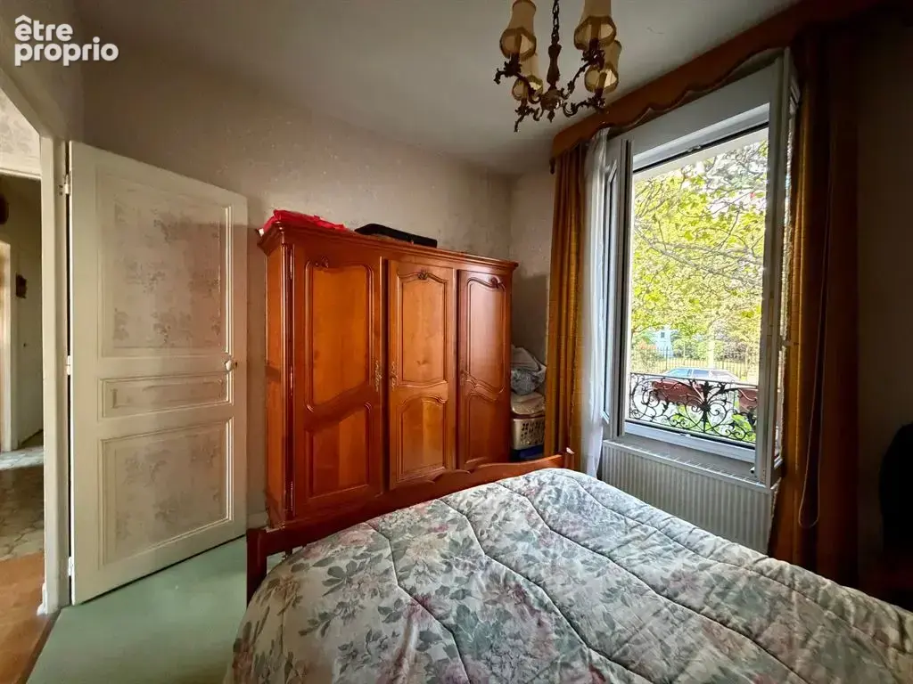 Maison a renover gare de becon les bruyeres - photo 9
