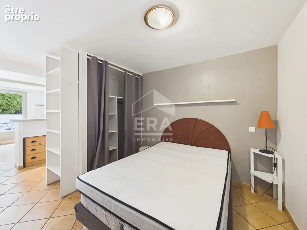 Vente - Biarritz Hyper Centre  -  T1 31m² avec Belle Terrasse Sud de 11m² - photo 5