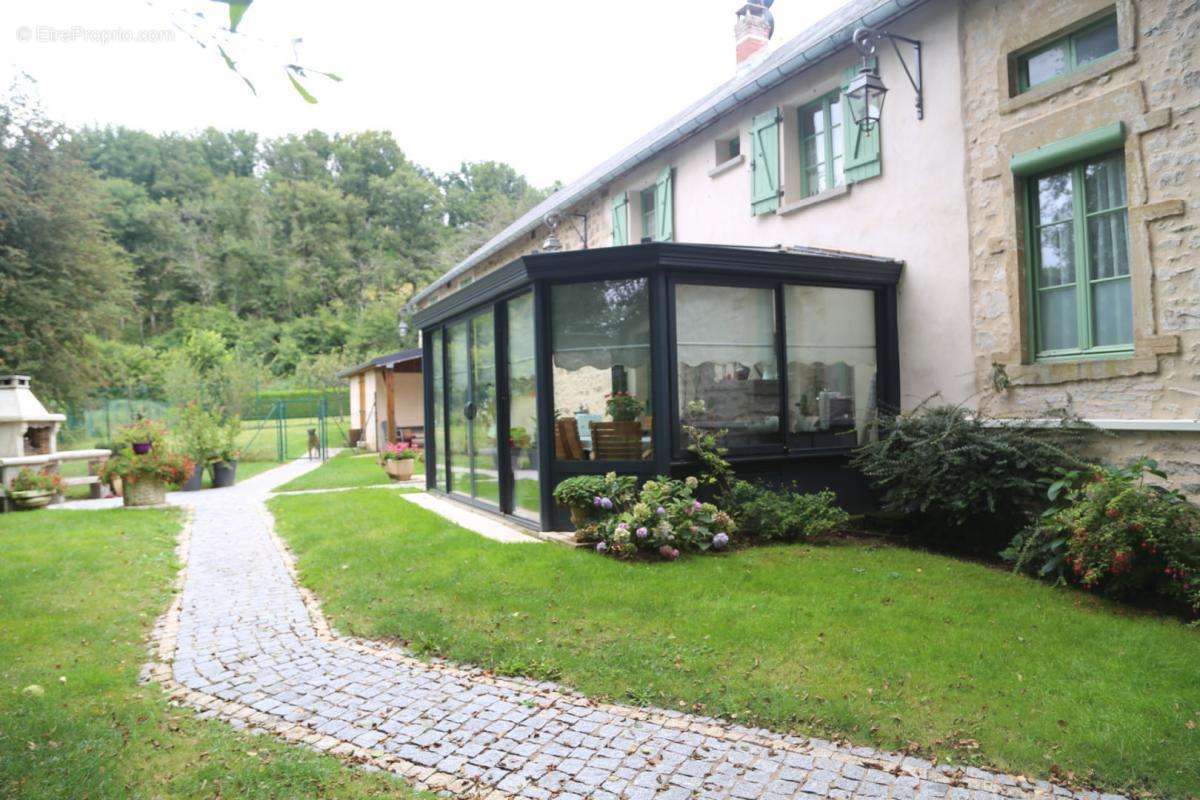 Maison à ALLIGNY-EN-MORVAN