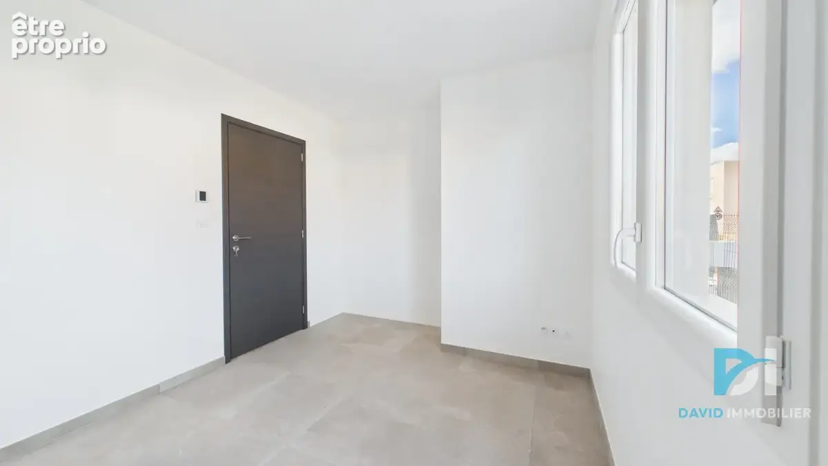 Villa neuve plain-pied avec piscine - photo 5