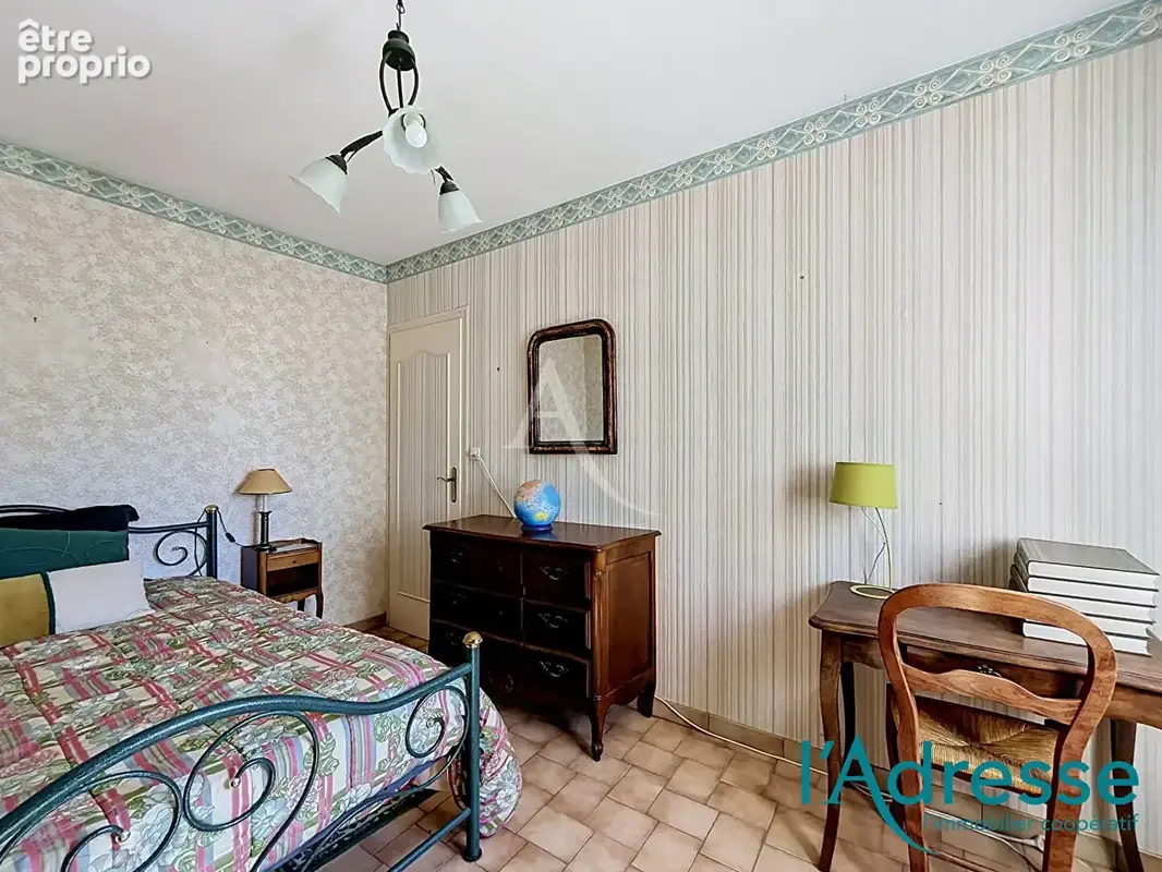 LAVAL - Quartier des Blardières- Maison 3 chambres avec terrain clos - photo 10
