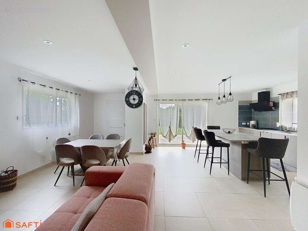 Maison 100 m² à Labastide-Du-Temple  - photo 3