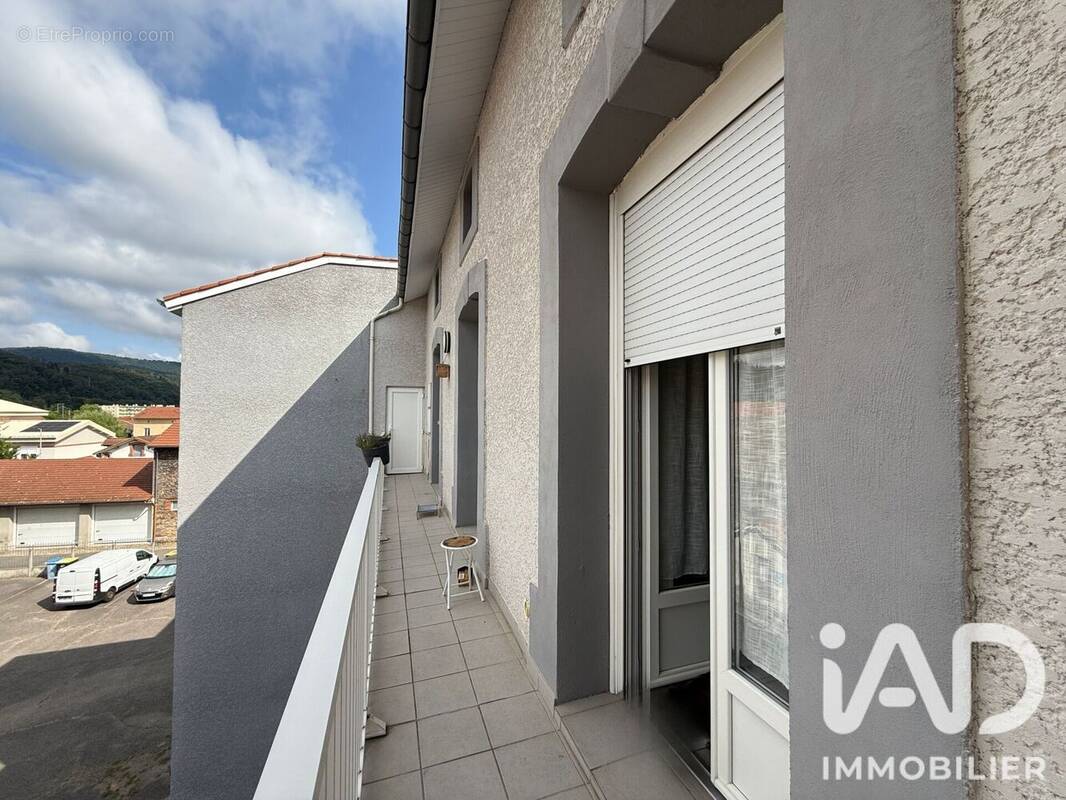 Photo 1 - Appartement à UNIEUX