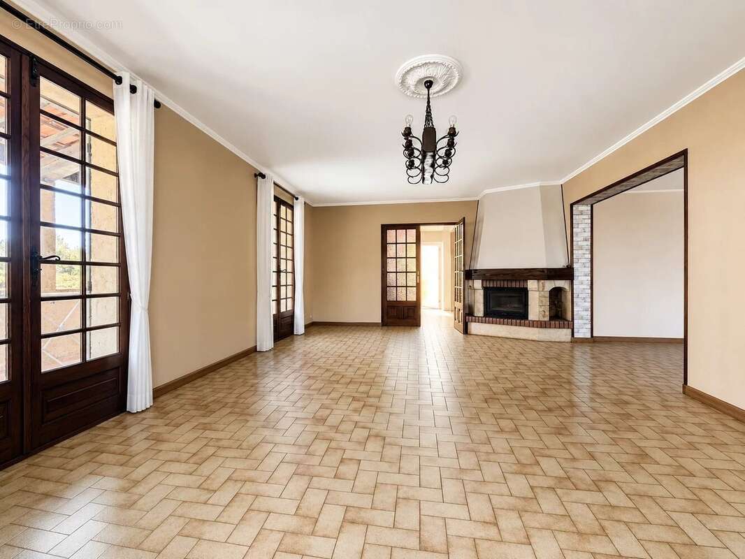 Maison à LES PENNES-MIRABEAU