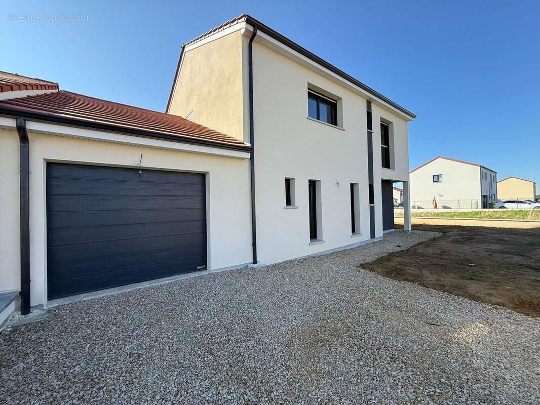 Maison à MONT-BONVILLERS