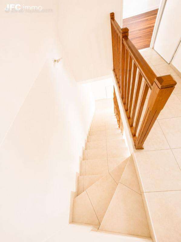 Maison 91 m² à Betz  - photo 7