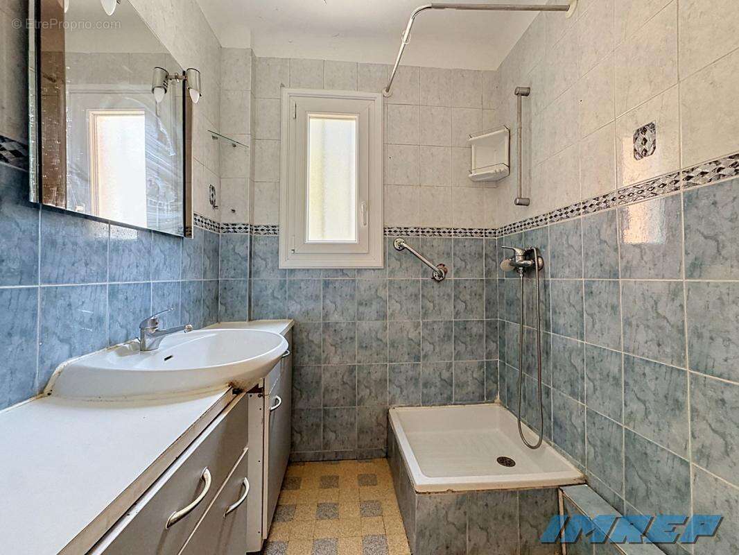 Appartement à MARSEILLE-9E