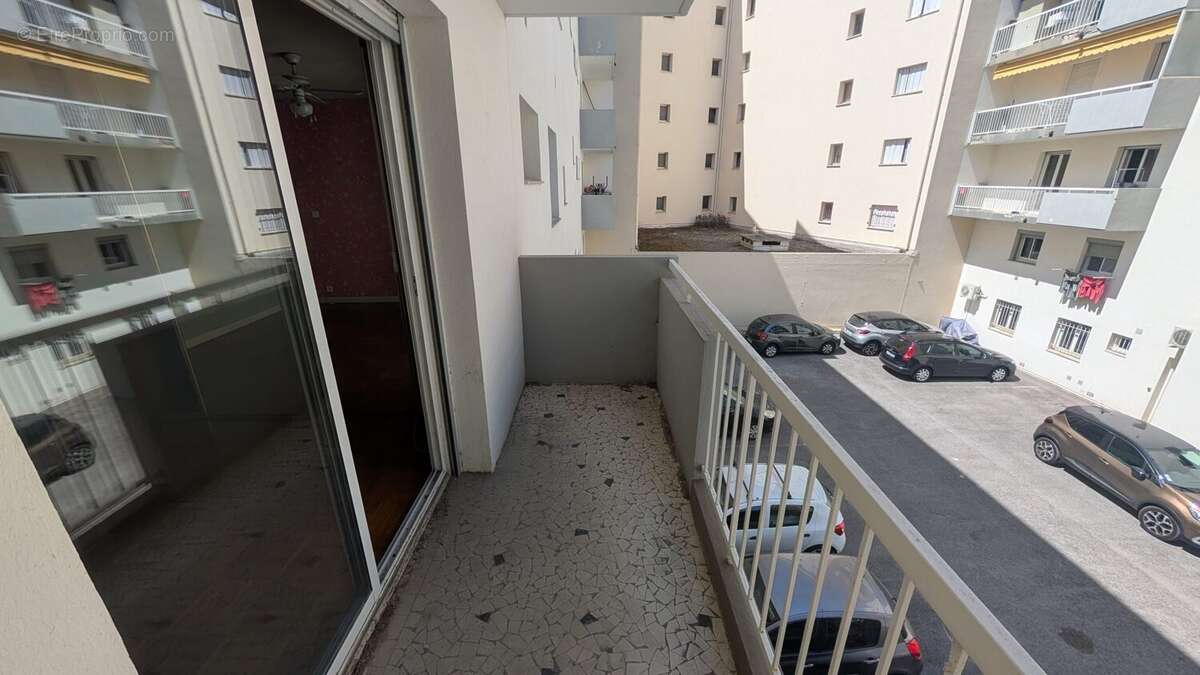 Appartement 60 m² à Cagnes-Sur-Mer  - photo 7