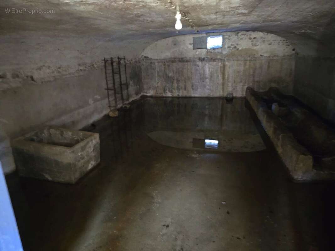 Maison à SAINT-GERMAIN-LEMBRON