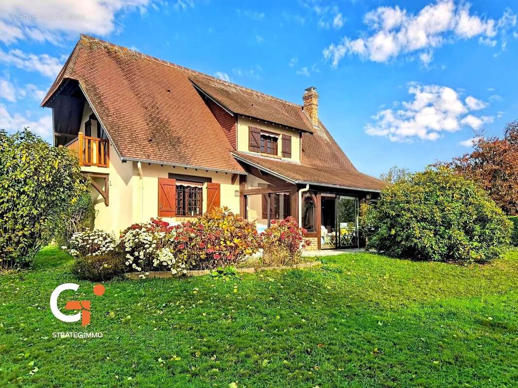 Maison à LA TRINITE-DE-THOUBERVILLE