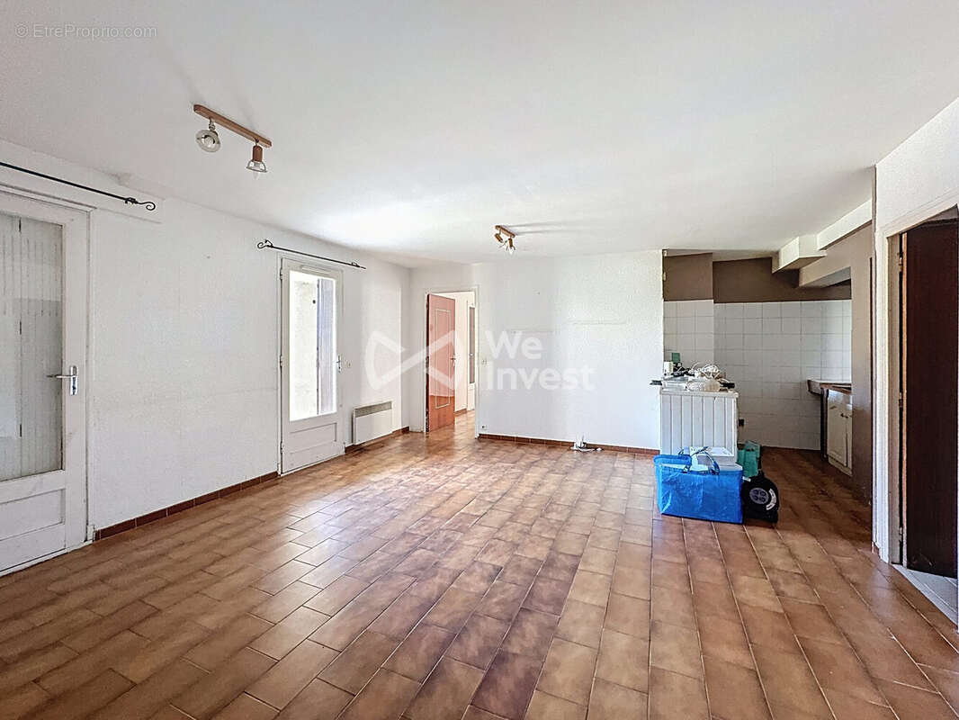 Maison à SAINT-JEAN-DE-VEDAS