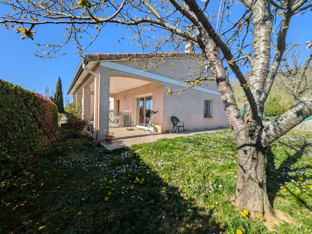 Maison à LEZAT-SUR-LEZE