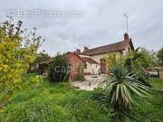 Maison à LA GUERCHE-SUR-L&#039;AUBOIS