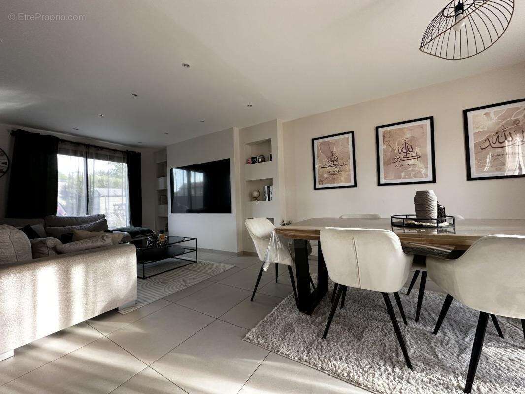 Maison à TREON