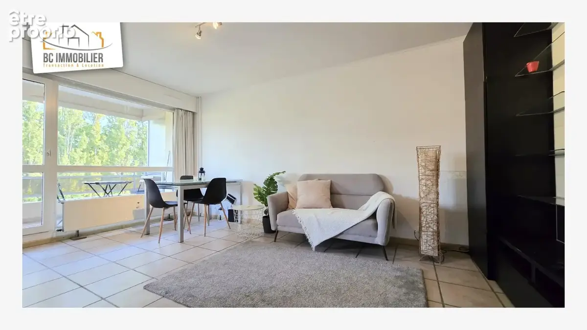 Appartement 2 pièces 46 m² à vendre à Ferney-Voltaire (01210) - photo 2