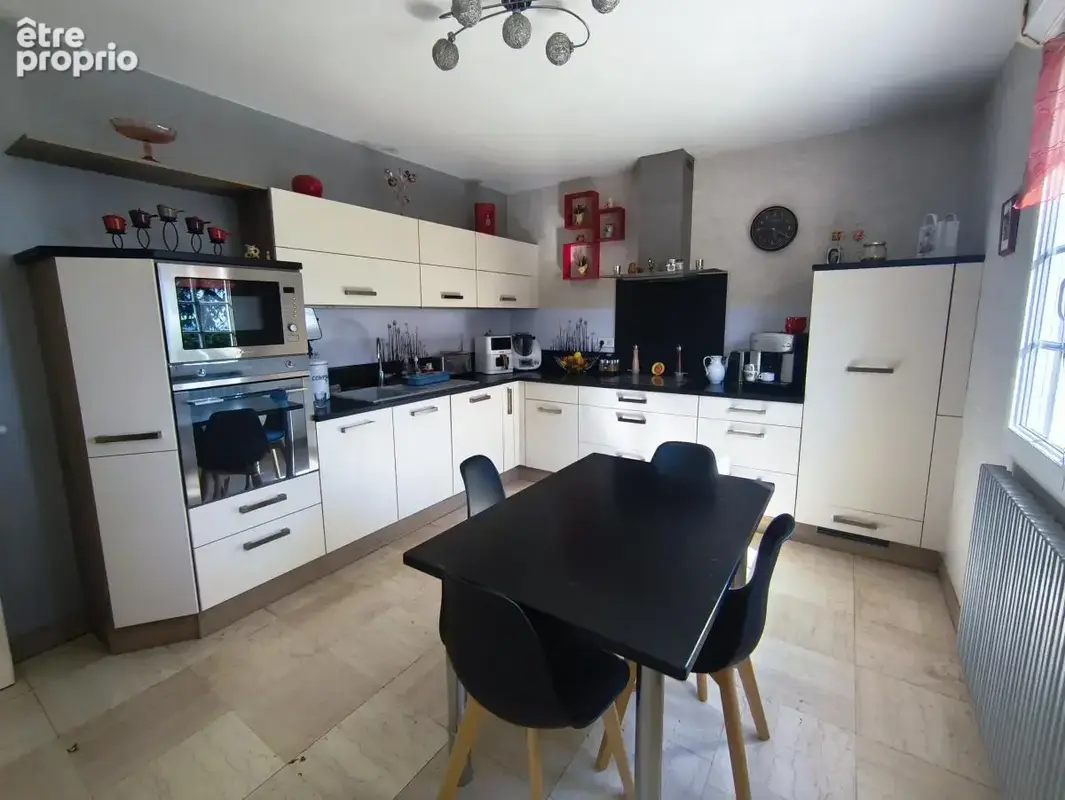 Maison 145 m² à Bion  - photo 3