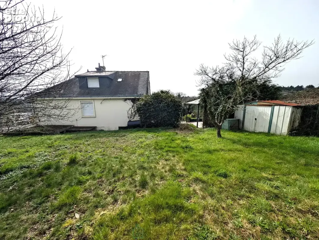 Maison sur sous-sol complet sur 880 m2 de terrain - photo 3