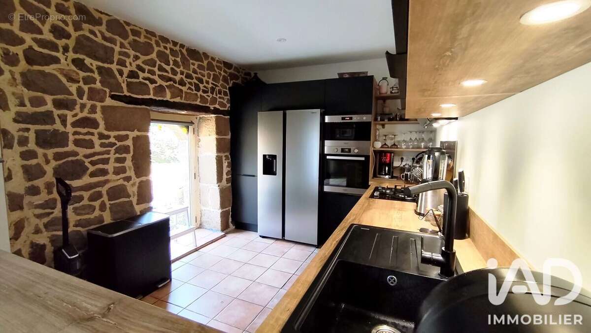 Maison 127 m² à Saint-Ouen-Des-Alleux  - photo 4