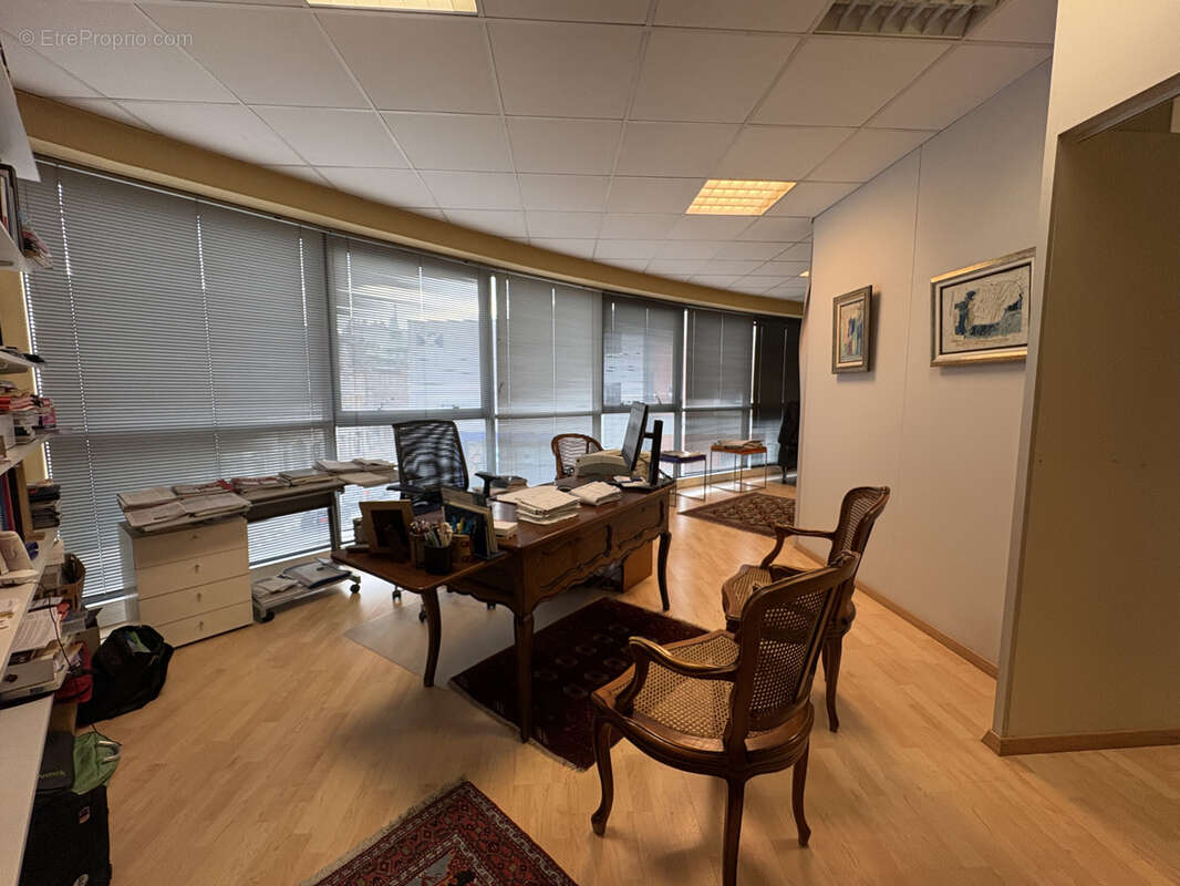 Commerce à SAINT-LOUIS