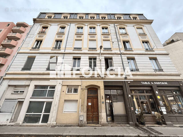 Appartement à LYON-3E