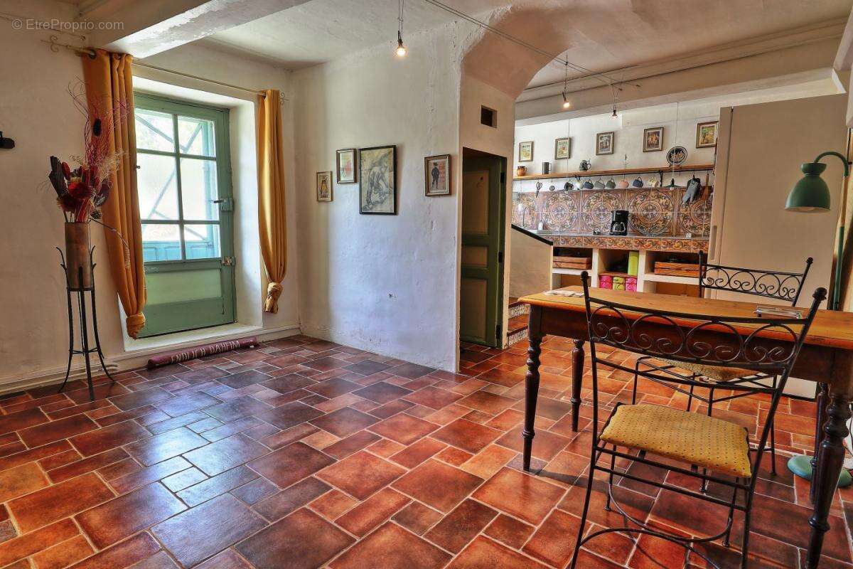 Maison 95 m² à Beaufort  - photo 2