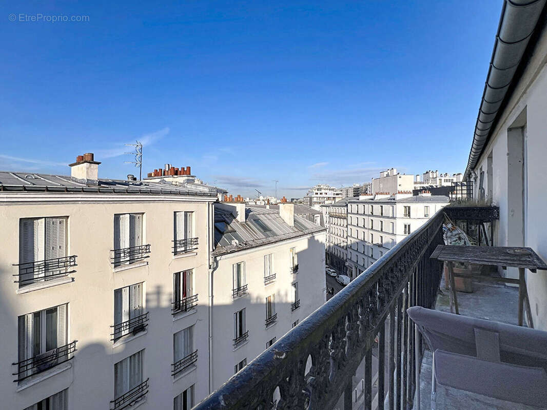 Appartement à PARIS-18E