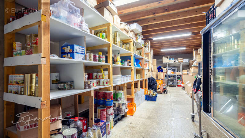 Commerce à NAVARRENX