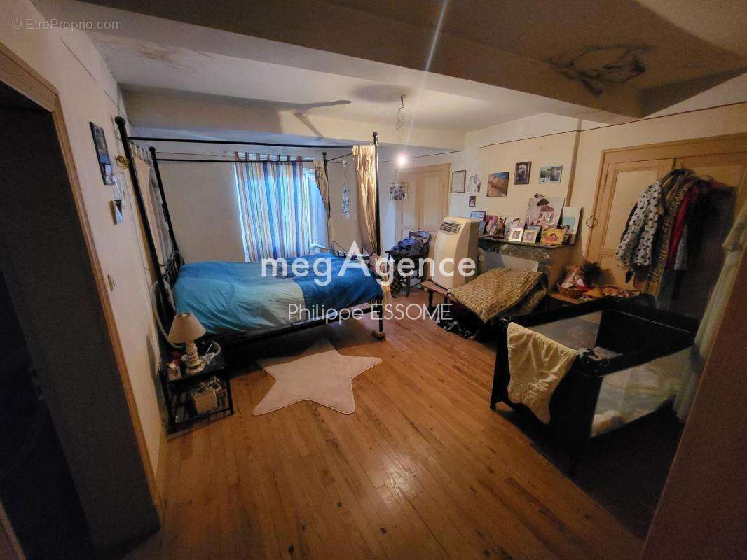 Appartement à CADALEN