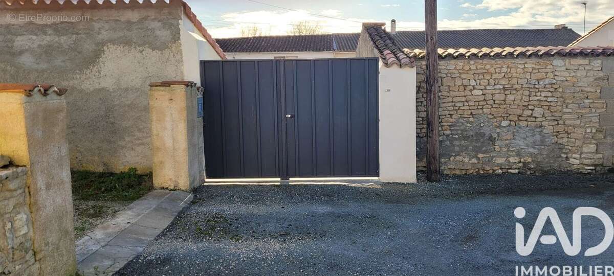 Photo 8 - Maison à SAINT-JEAN-D'ANGELY