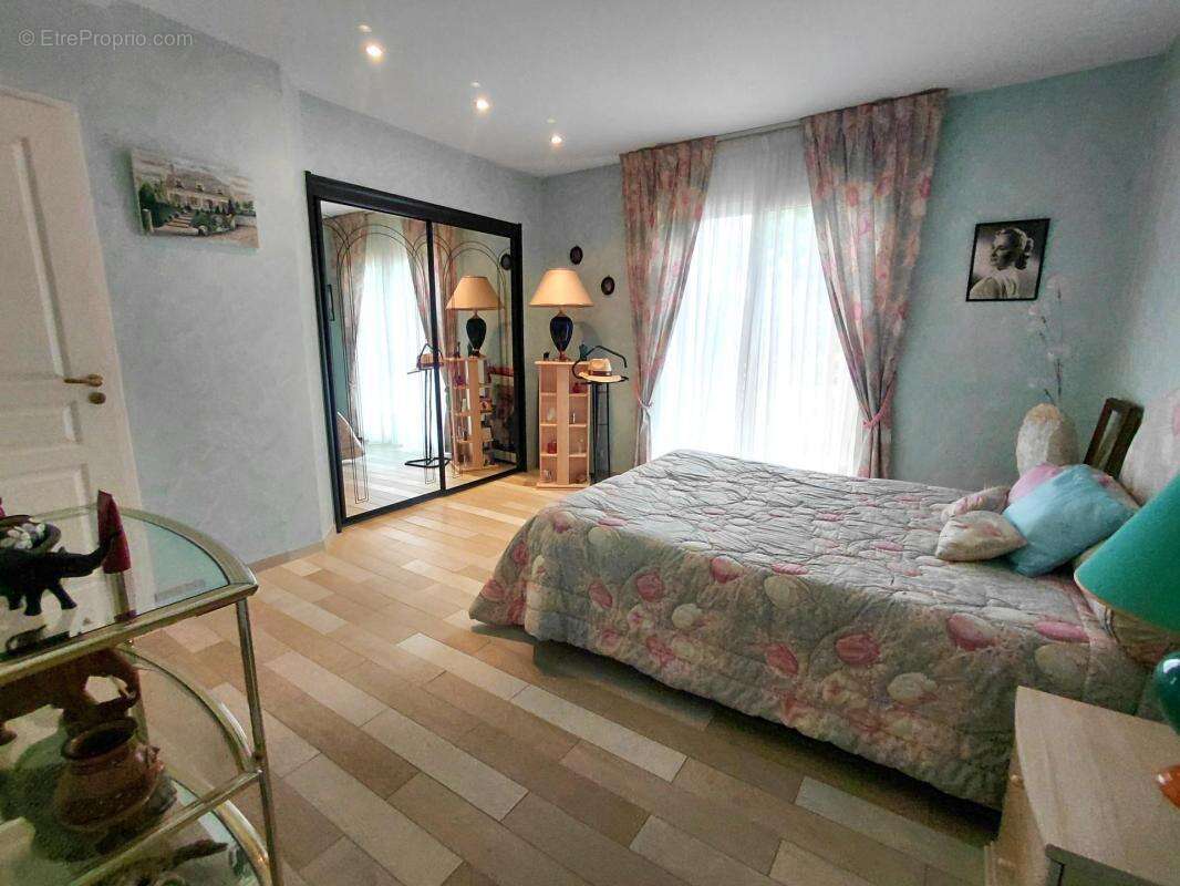 Parc au calme, Nouveauté, Plain pied, 4 chambres - photo 7