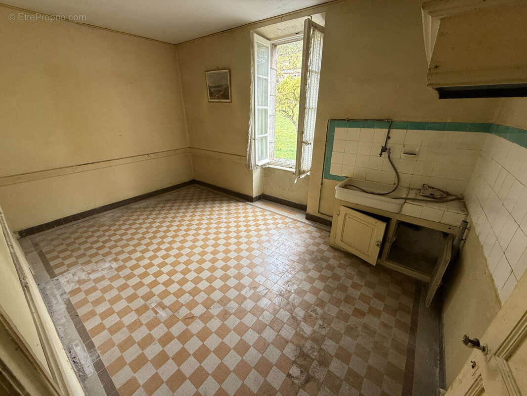 Appartement à TOURNEMIRE