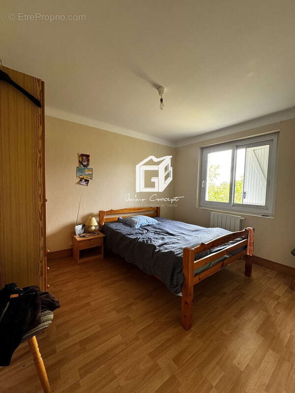 Maison à LUC-LA-PRIMAUBE