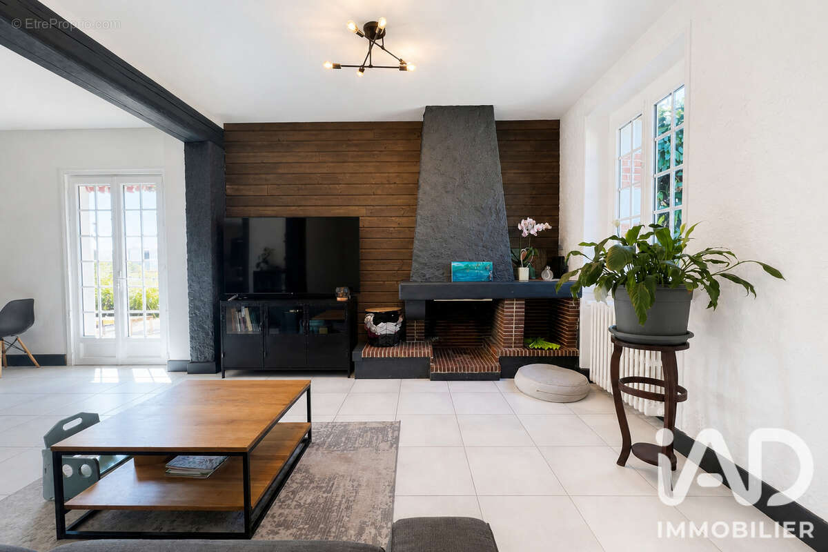 Maison 115 m² à La Ferte-Saint-Aubin  - photo 6