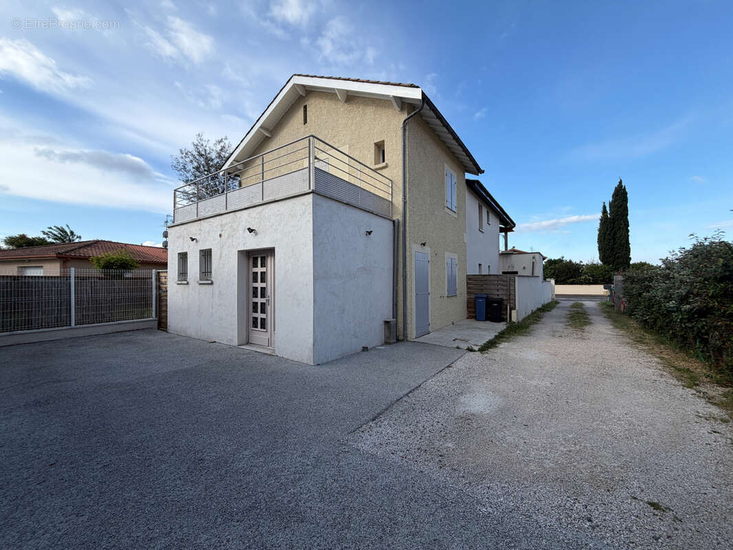 Maison à AUCAMVILLE